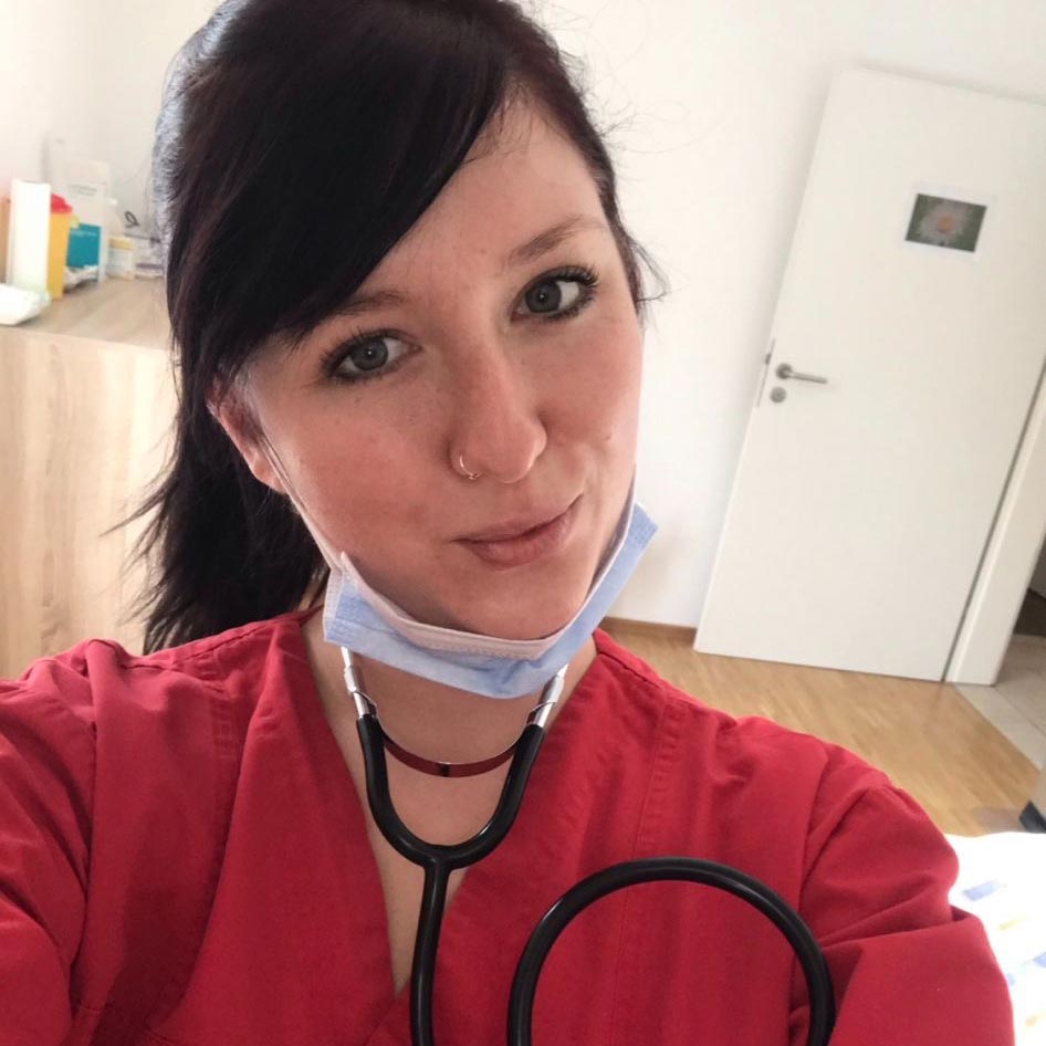 Foto unserer Pflegehilfskraft Ines